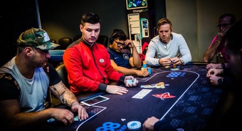 Descargar gobernador del poker 2 premiumapk